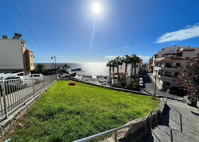 Alquiler De Privada Con Areas De Sala, Cocina Y Bano Que Se Comparten Cerca Al Mar! * Alcalá la Real