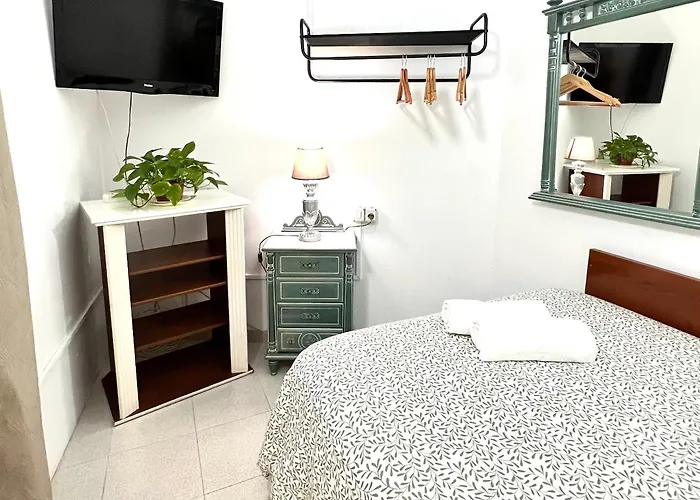 בית אירוח Alquiler De Privada Con Areas De Sala, Cocina Y Bano Que Se Comparten Cerca Al Mar!