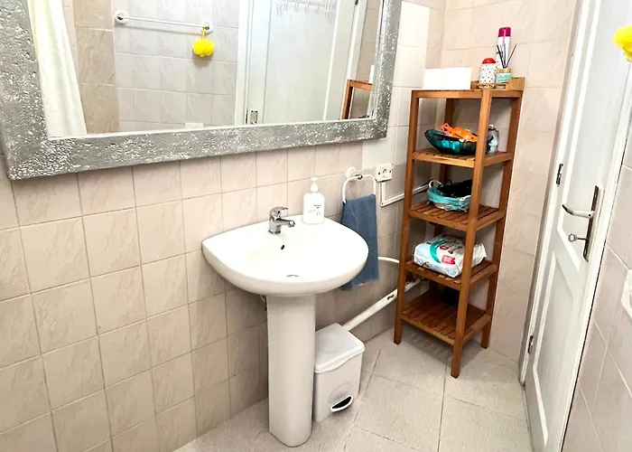 בית אירוח Alquiler De Privada Con Areas De Sala, Cocina Y Bano Que Se Comparten Cerca Al Mar! *