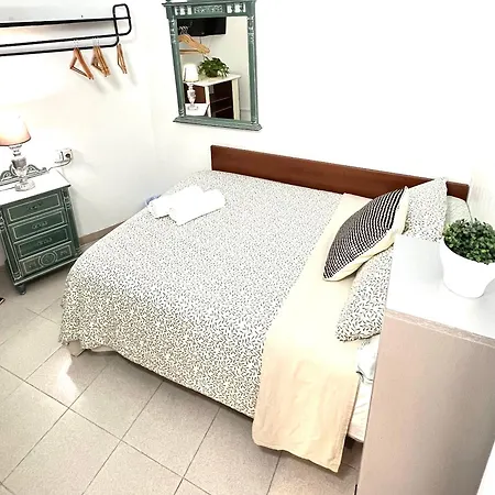 Alquiler De Privada Con Areas De Sala, Cocina Y Bano Que Se Comparten Cerca Al Mar! Privatunterkunft Alcalá la Real