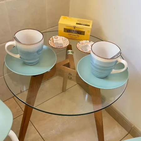 Alquiler De Privada Con Areas De Sala, Cocina Y Bano Que Se Comparten Cerca Al Mar! Privatunterkunft *