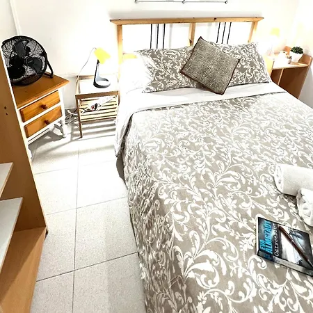 Alquiler De Privada Con Areas De Sala, Cocina Y Bano Que Se Comparten Cerca Al Mar! Alcalá la Real