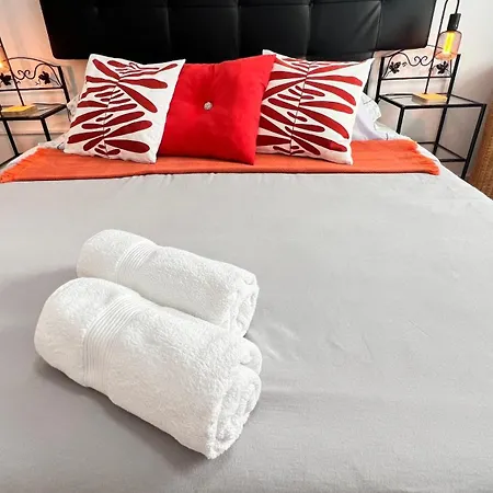 Privatunterkunft Alquiler De Privada Con Areas De Sala, Cocina Y Bano Que Se Comparten Cerca Al Mar!