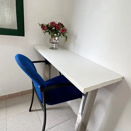 Privatunterkunft Alquiler De Privada Con Areas De Sala, Cocina Y Bano Que Se Comparten Cerca Al Mar! *
