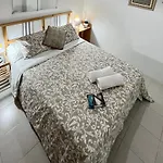 Alquiler De Privada Con Areas De Sala, Cocina Y Bano Que Se Comparten Cerca Al Mar! Ubytování v soukromí Alcalá la Real