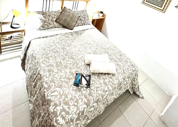 Homestay szállás Alquiler De Privada Con Areas De Sala, Cocina Y Bano Que Se Comparten Cerca Al Mar! Alcalá la Real