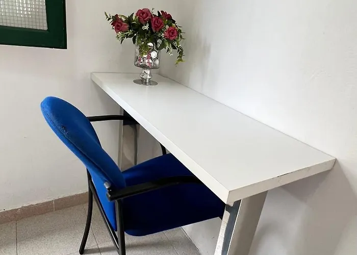 Homestay szállás Alquiler De Privada Con Areas De Sala, Cocina Y Bano Que Se Comparten Cerca Al Mar! *